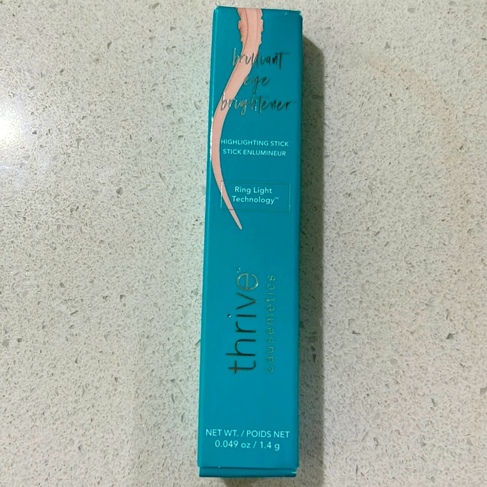 Thrive causemetics brilliant eye brightener in mieko